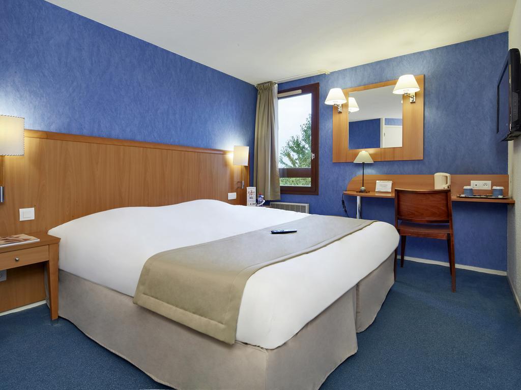 Kyriad Caen Sud Иф Экстерьер фото