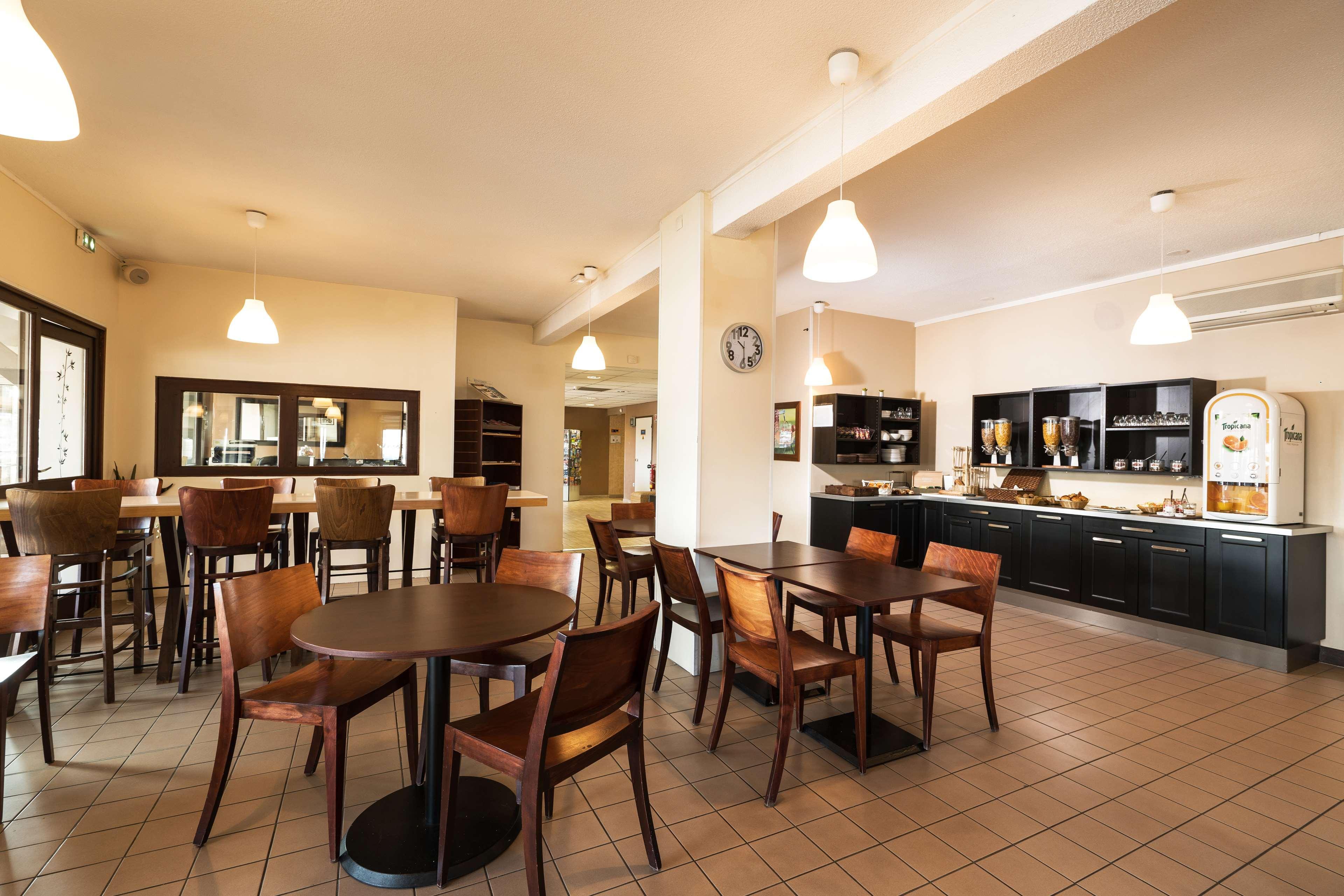 Kyriad Caen Sud Иф Экстерьер фото