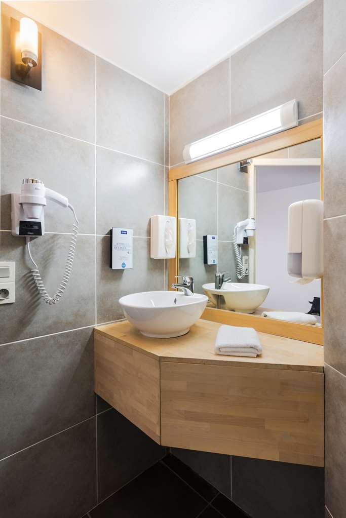 Kyriad Caen Sud Иф Номер фото